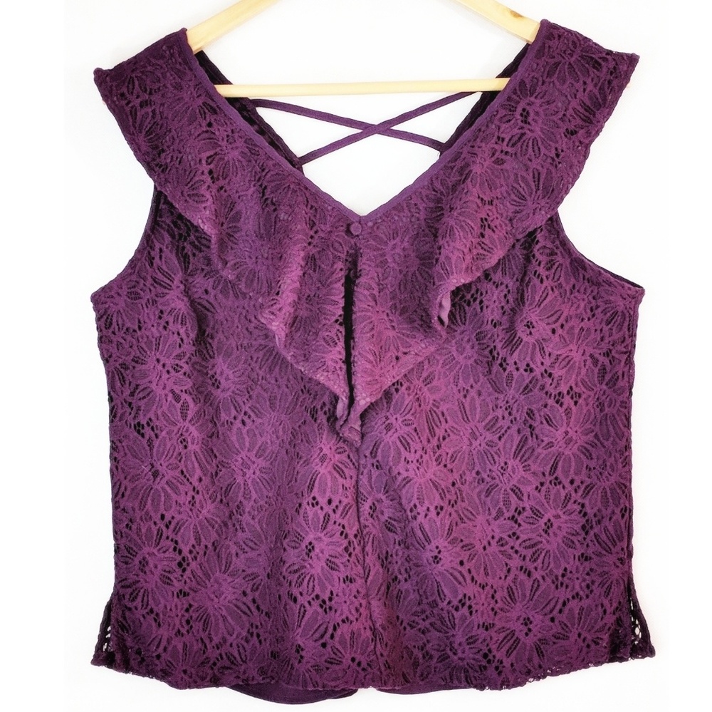 Skies Are Blue Women's Lace Shirt Size MP